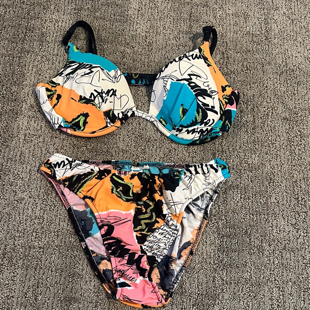 VENUS Multicolor Abstract Bikini